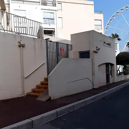 Le Reve Port La Madrague Cap D Apartment *